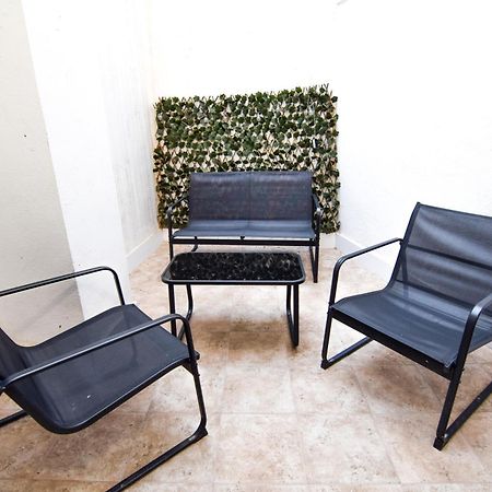Letmalaga Square Merced Екстер'єр фото