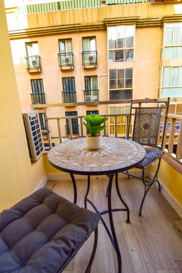 Letmalaga Square Merced Екстер'єр фото